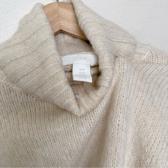 H&M Womens Medium Alpaca Turtle Neck Oversized Ivory Sweater - Picture 8 of 12